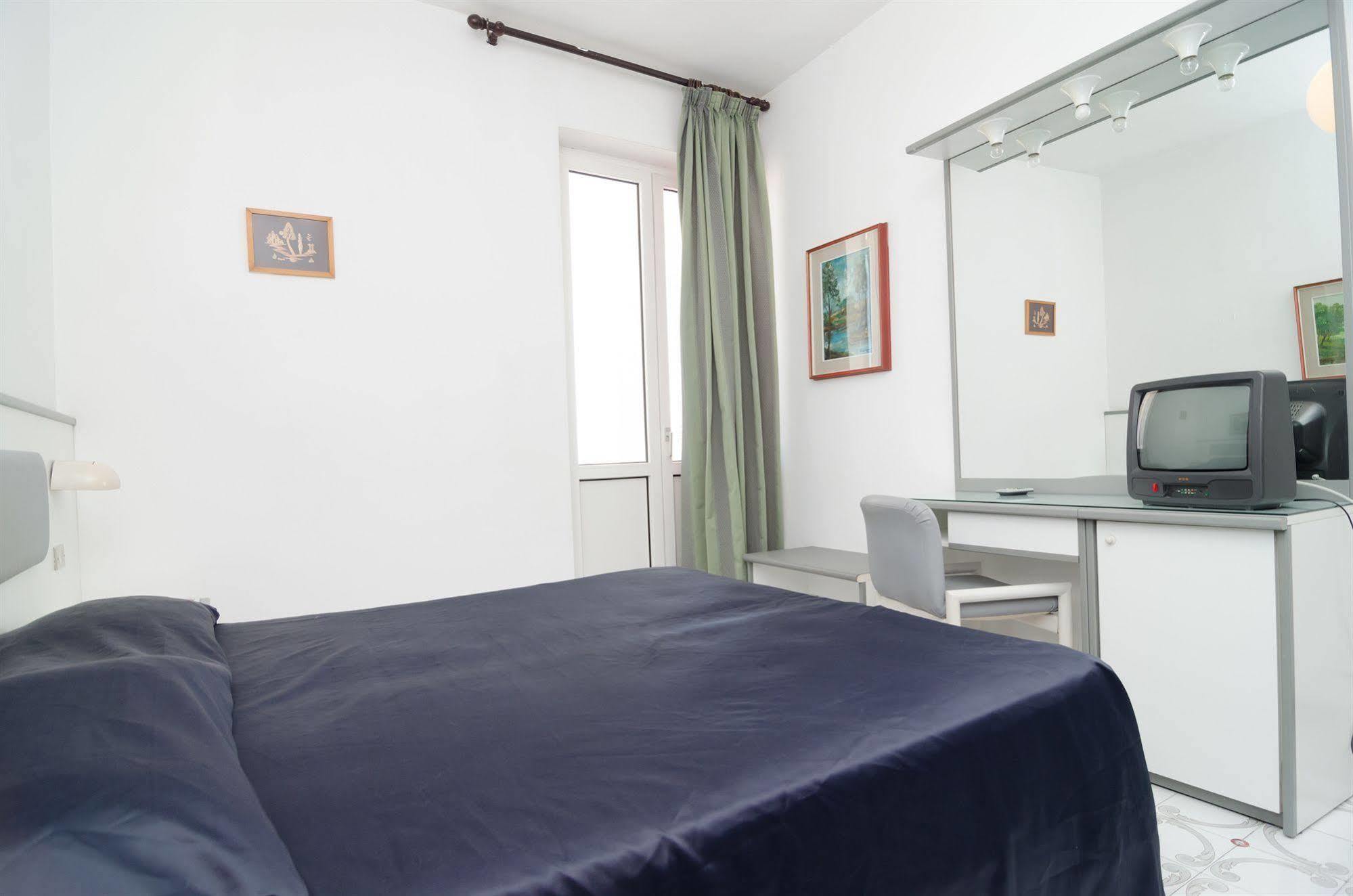 Hotel Flora Wellness & Beauty Ischia Kültér fotó