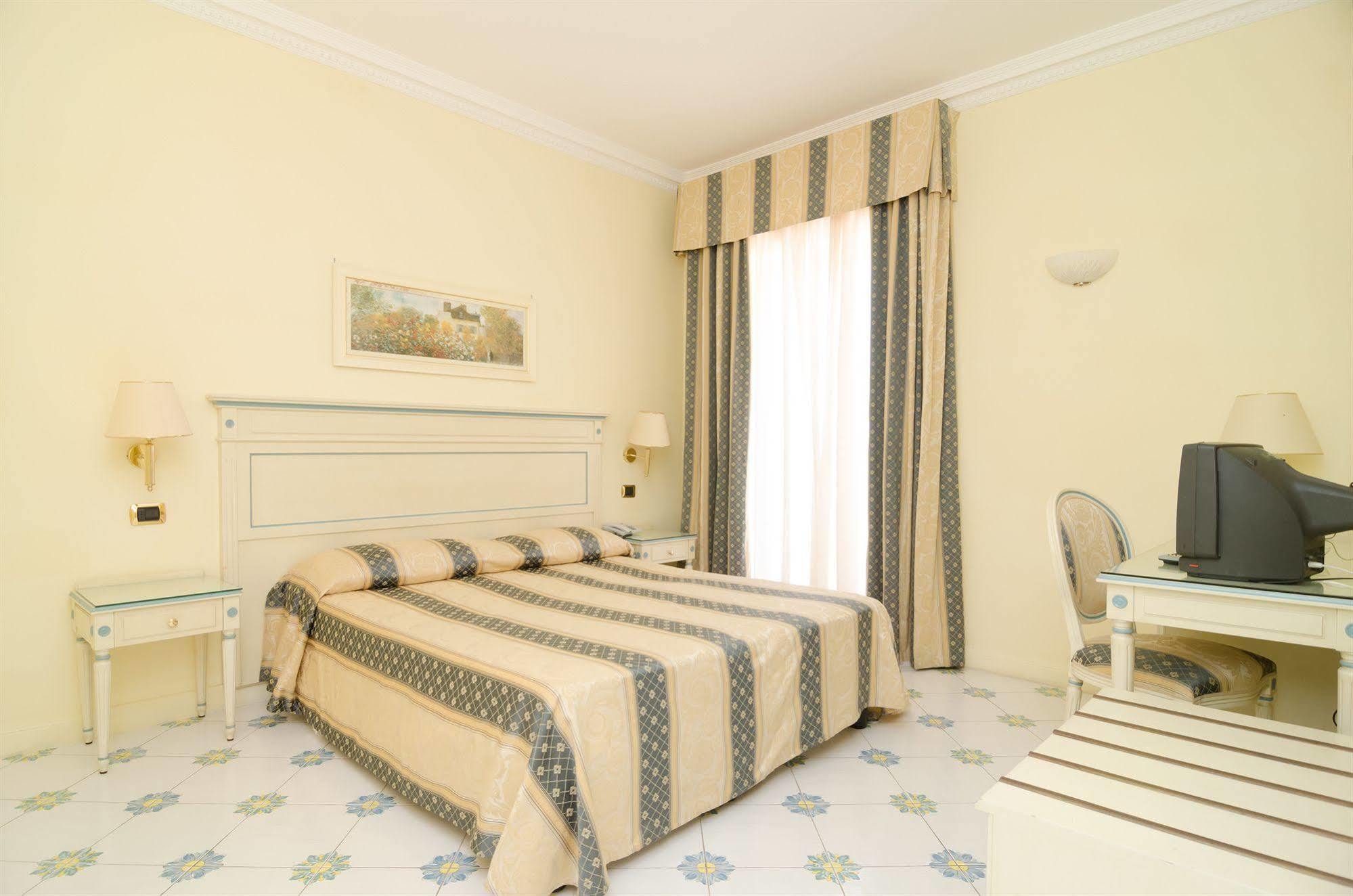 Hotel Flora Wellness & Beauty Ischia Kültér fotó